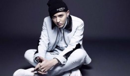 圈内化妆师爆料吴亦凡,明星妆容背后的秘密与技巧